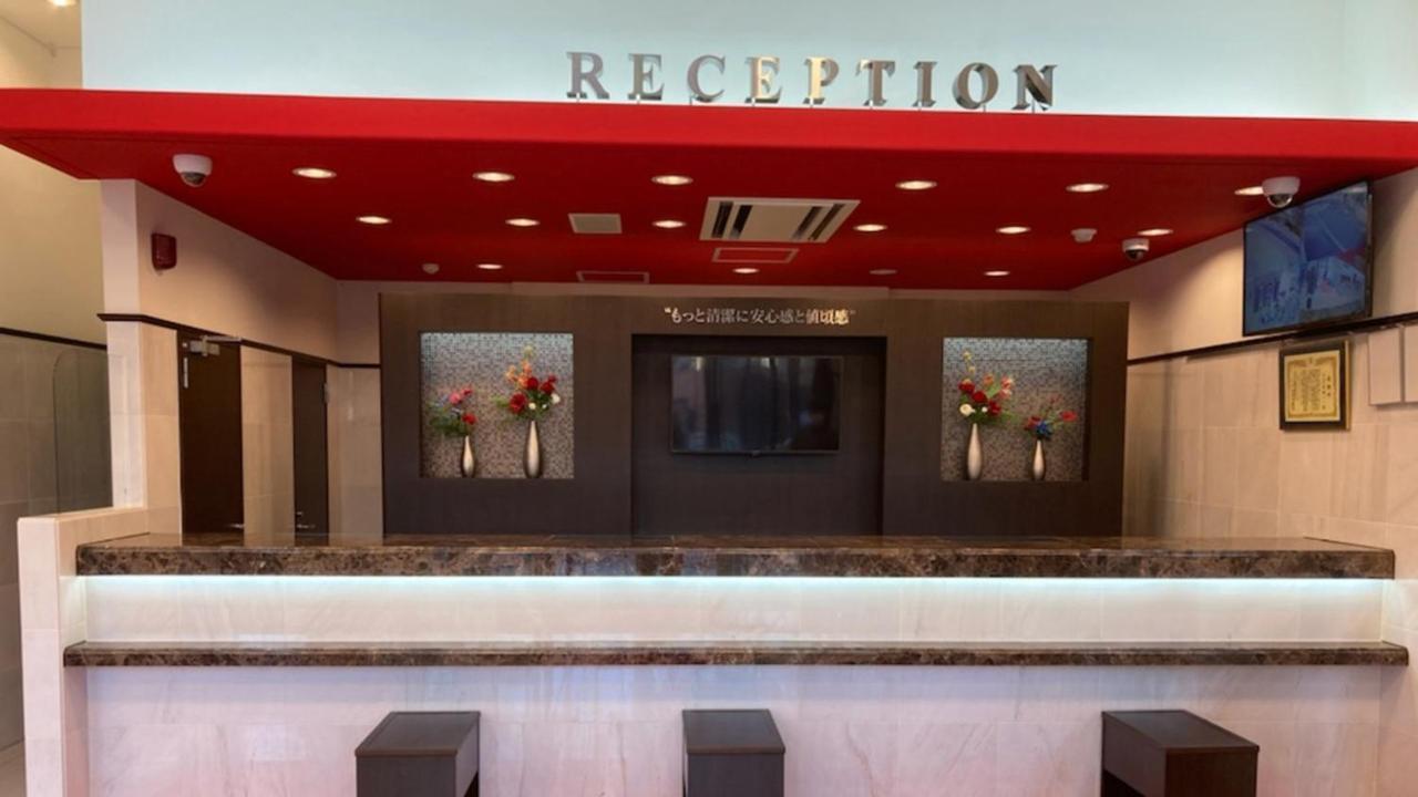 Toyoko Inn Hiroshima-Eki Stadium Mae Экстерьер фото